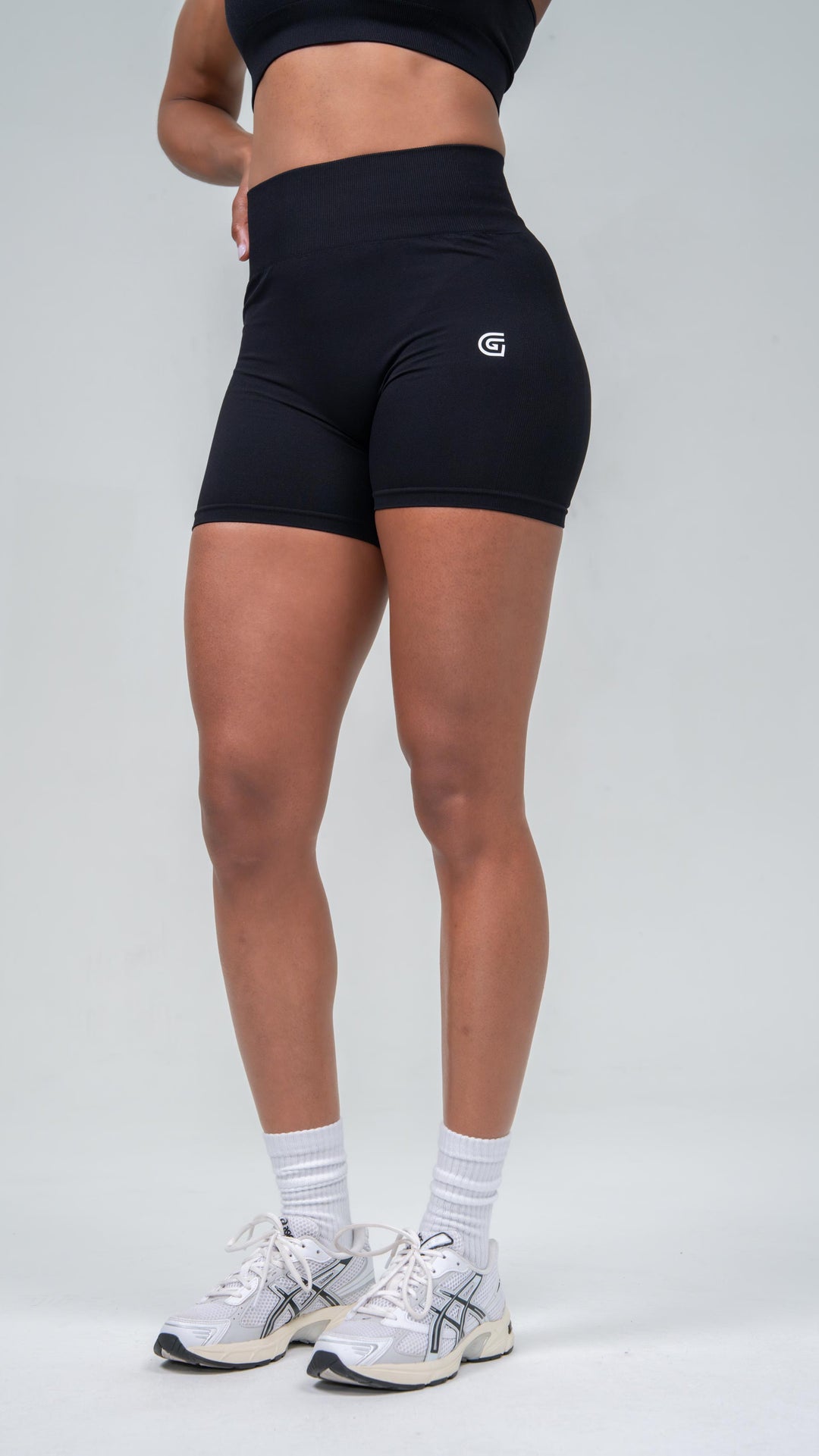 Women’s Terra Performance Biker Shorts - Carbon